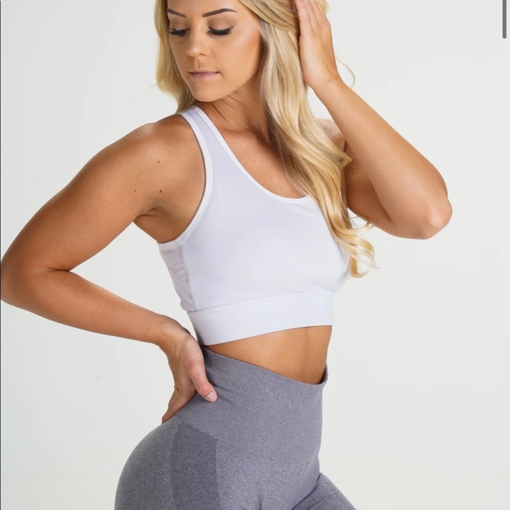 Sold Out NVGTN White Performance Bra sz Sm